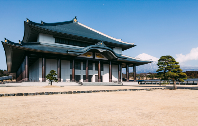 Fachada templo principal